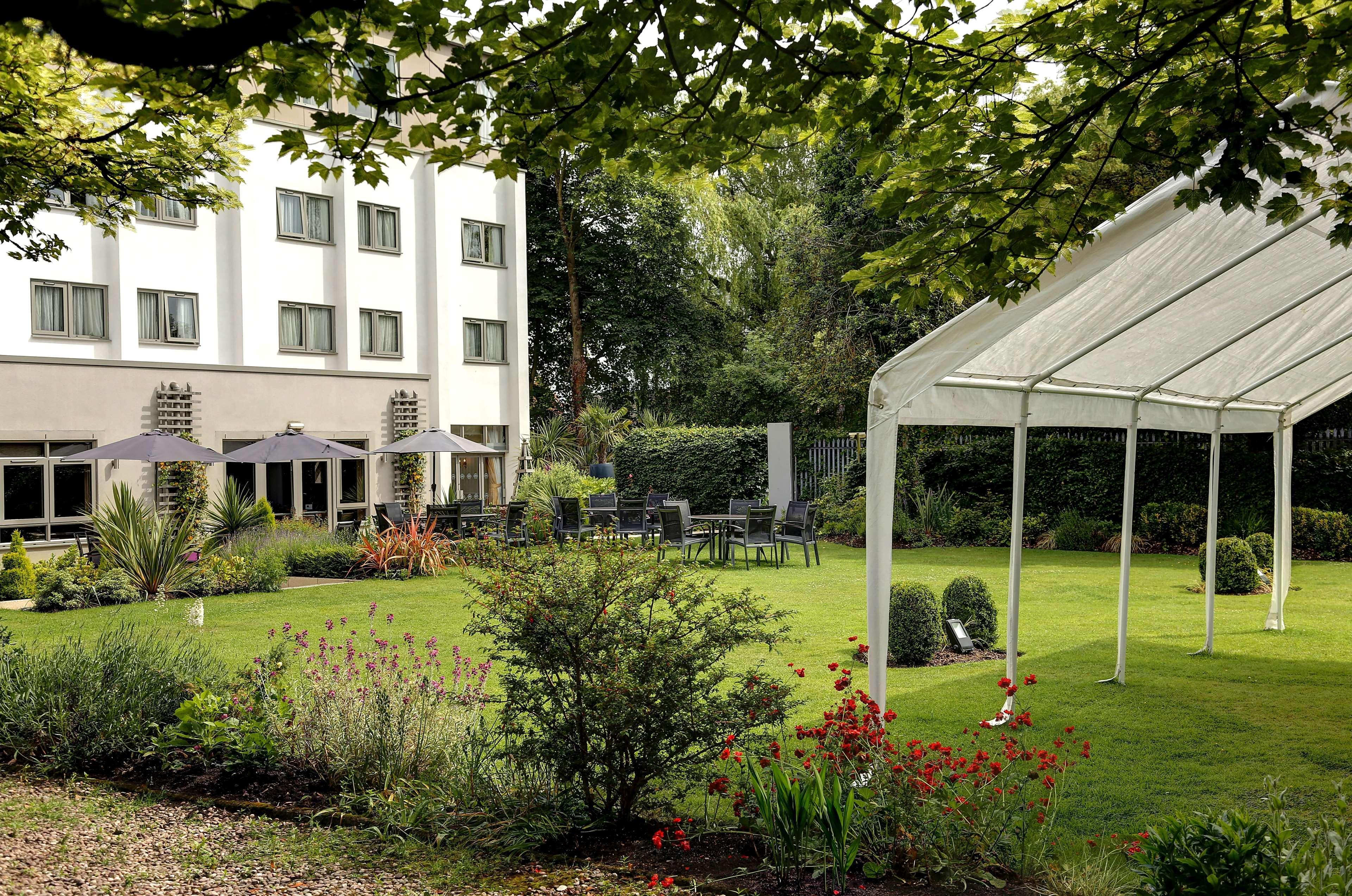 Best Western Plus Pinewood Manchester Airport-Wilmslow Hotel Exterior foto