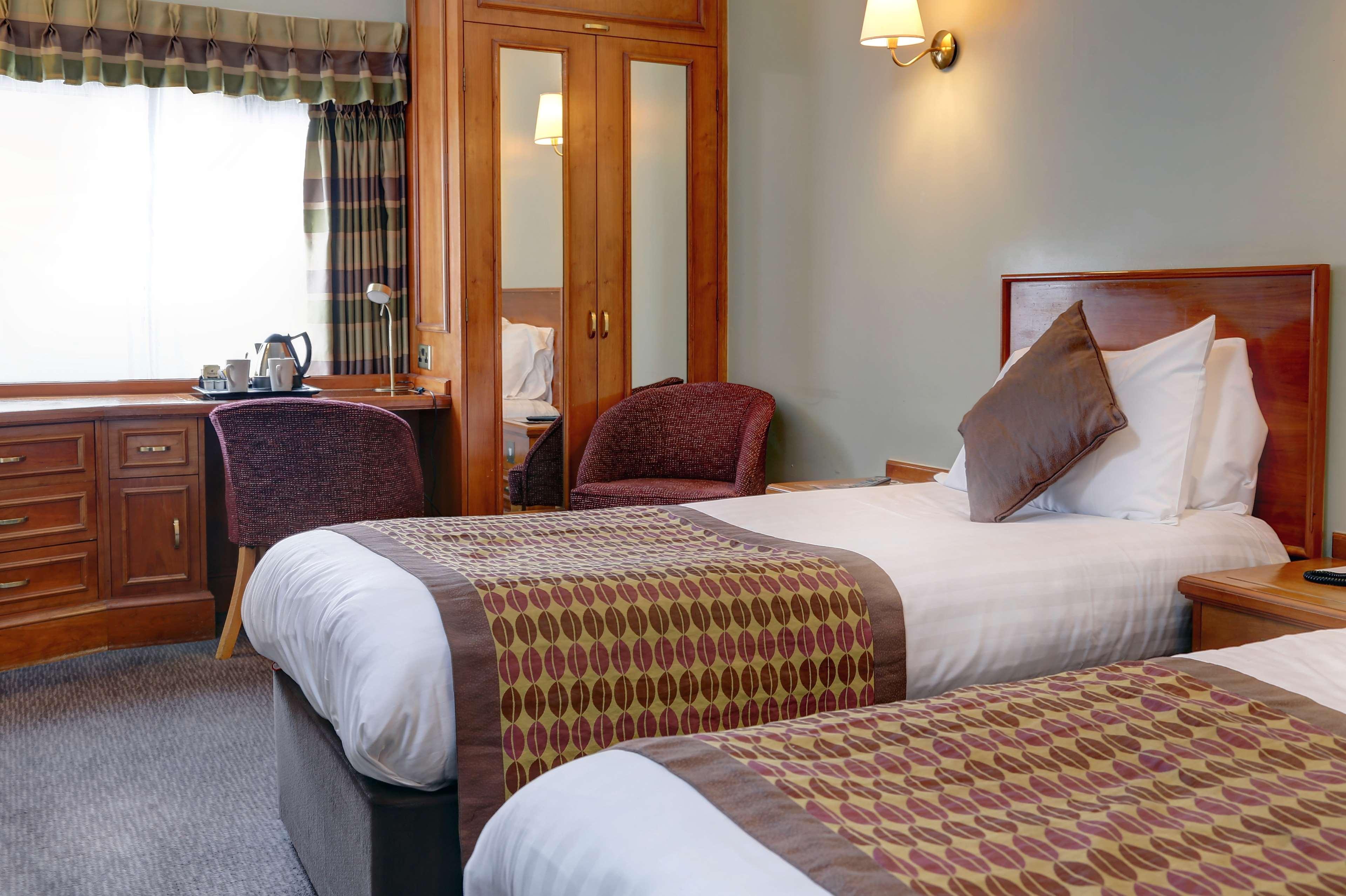 Best Western Plus Pinewood Manchester Airport-Wilmslow Hotel Exterior foto