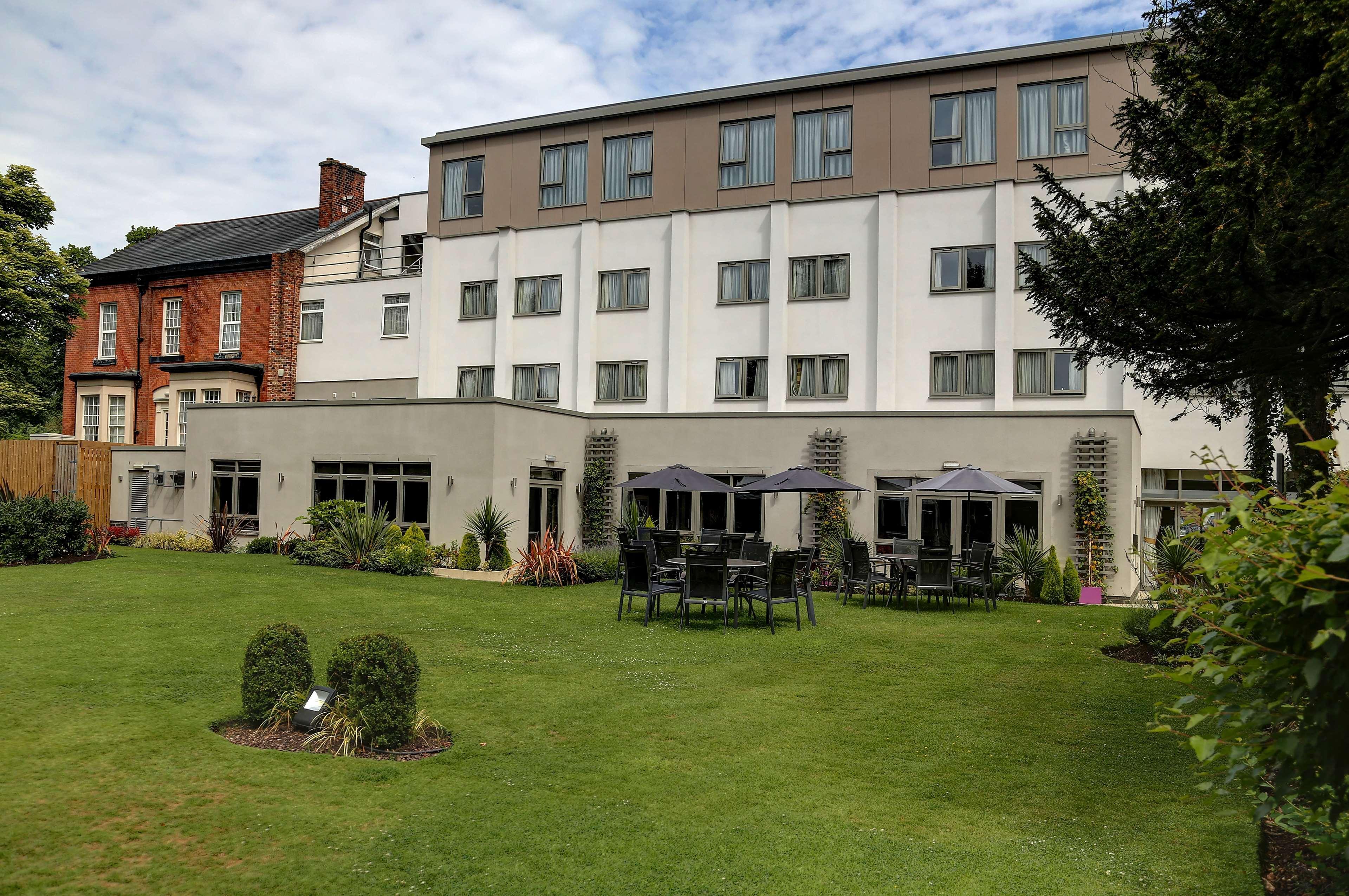Best Western Plus Pinewood Manchester Airport-Wilmslow Hotel Exterior foto