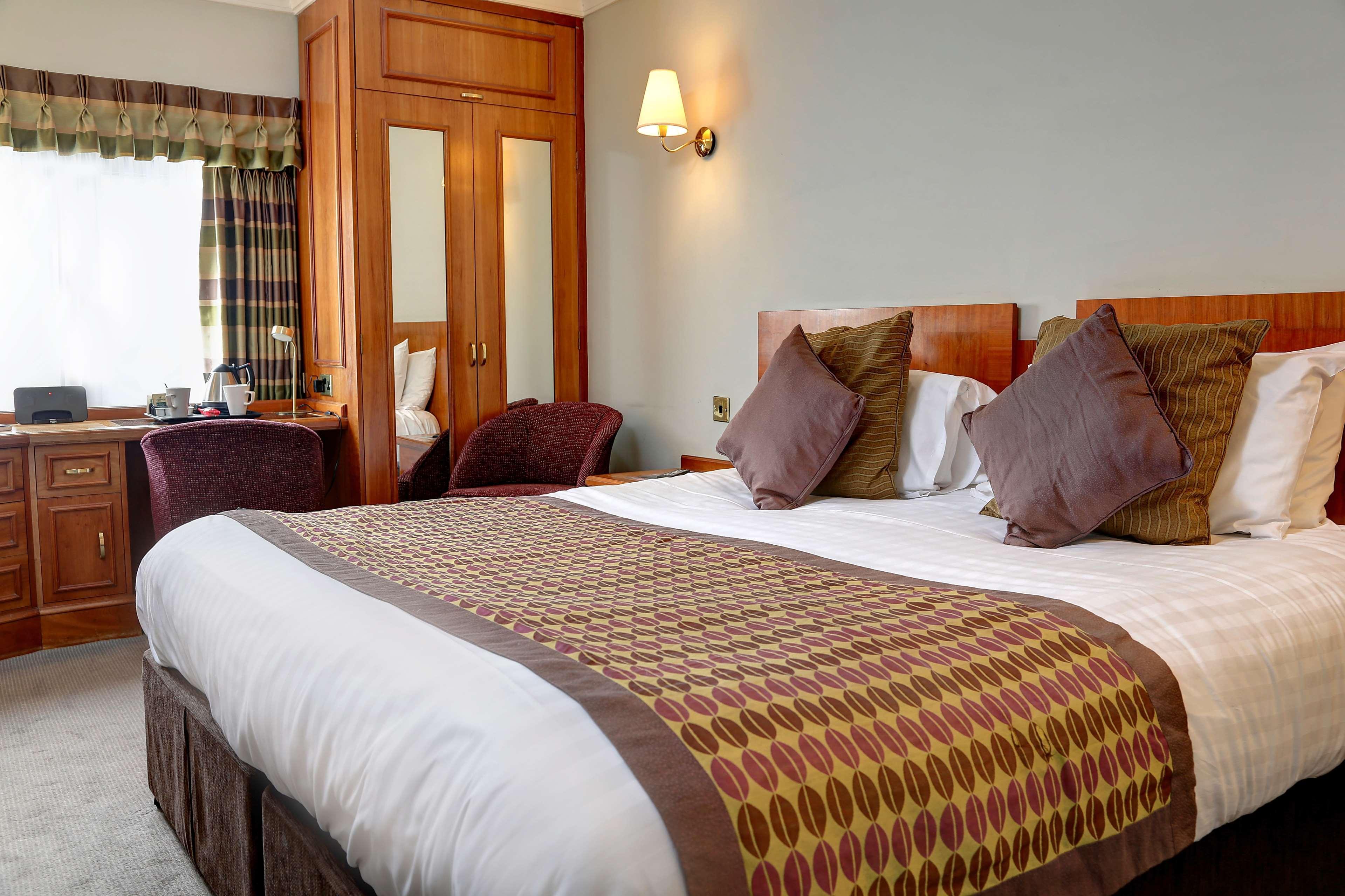 Best Western Plus Pinewood Manchester Airport-Wilmslow Hotel Exterior foto