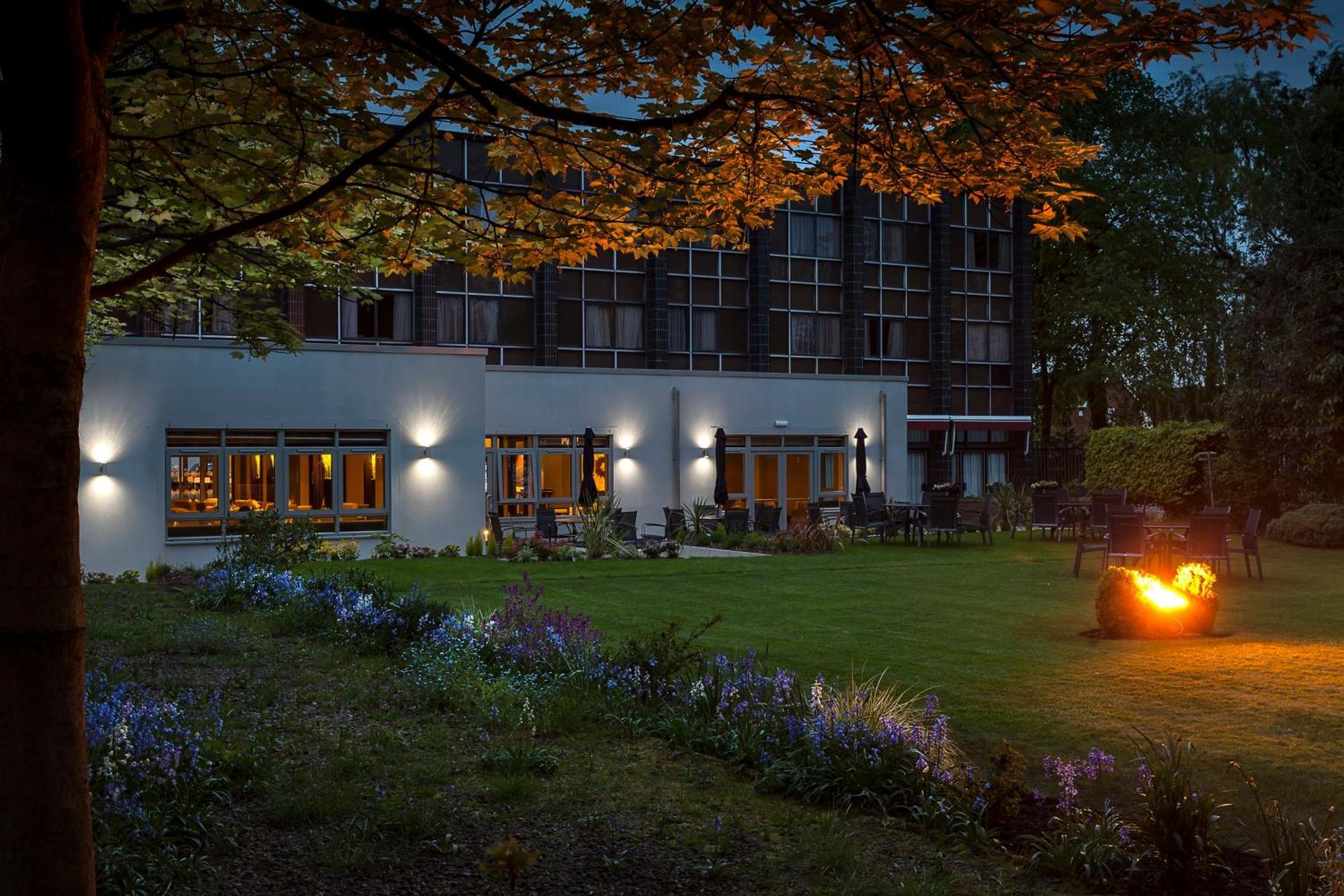 Best Western Plus Pinewood Manchester Airport-Wilmslow Hotel Exterior foto