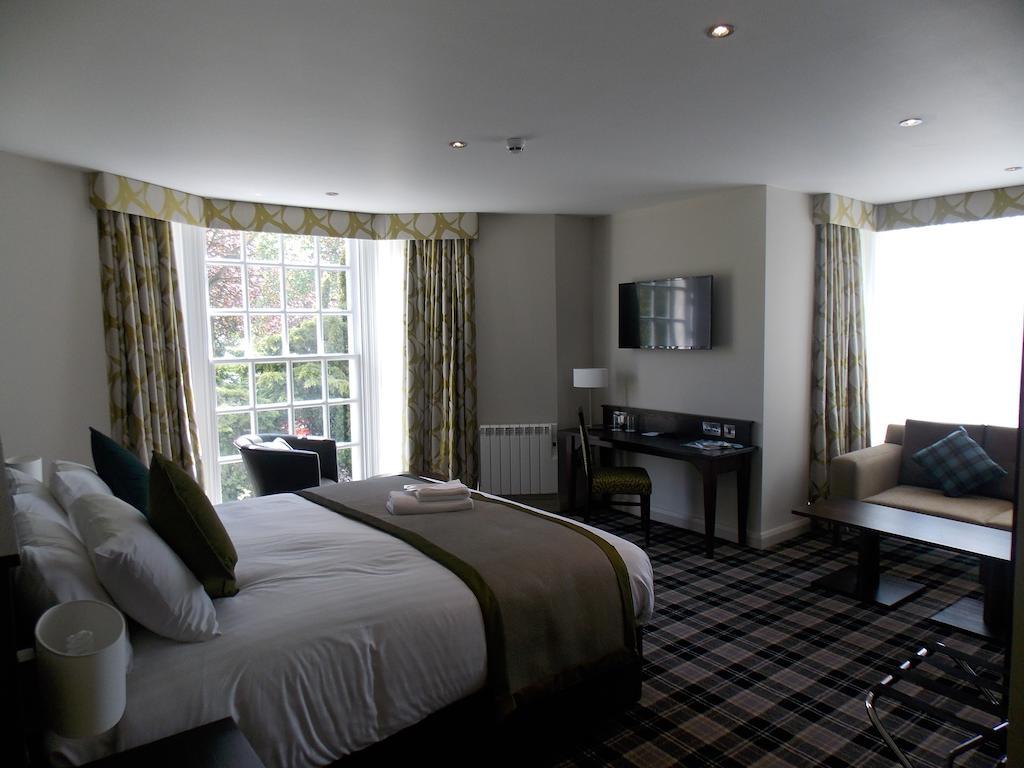 Best Western Plus Pinewood Manchester Airport-Wilmslow Hotel Exterior foto