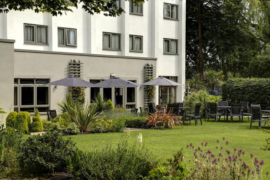 Best Western Plus Pinewood Manchester Airport-Wilmslow Hotel Exterior foto