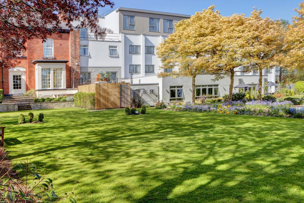 Best Western Plus Pinewood Manchester Airport-Wilmslow Hotel Exterior foto