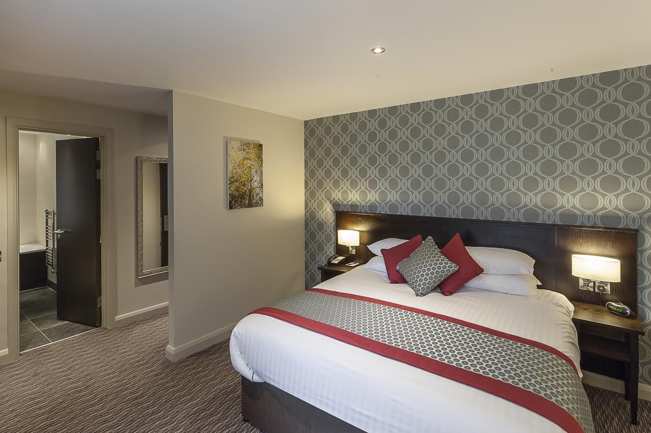 Best Western Plus Pinewood Manchester Airport-Wilmslow Hotel Exterior foto