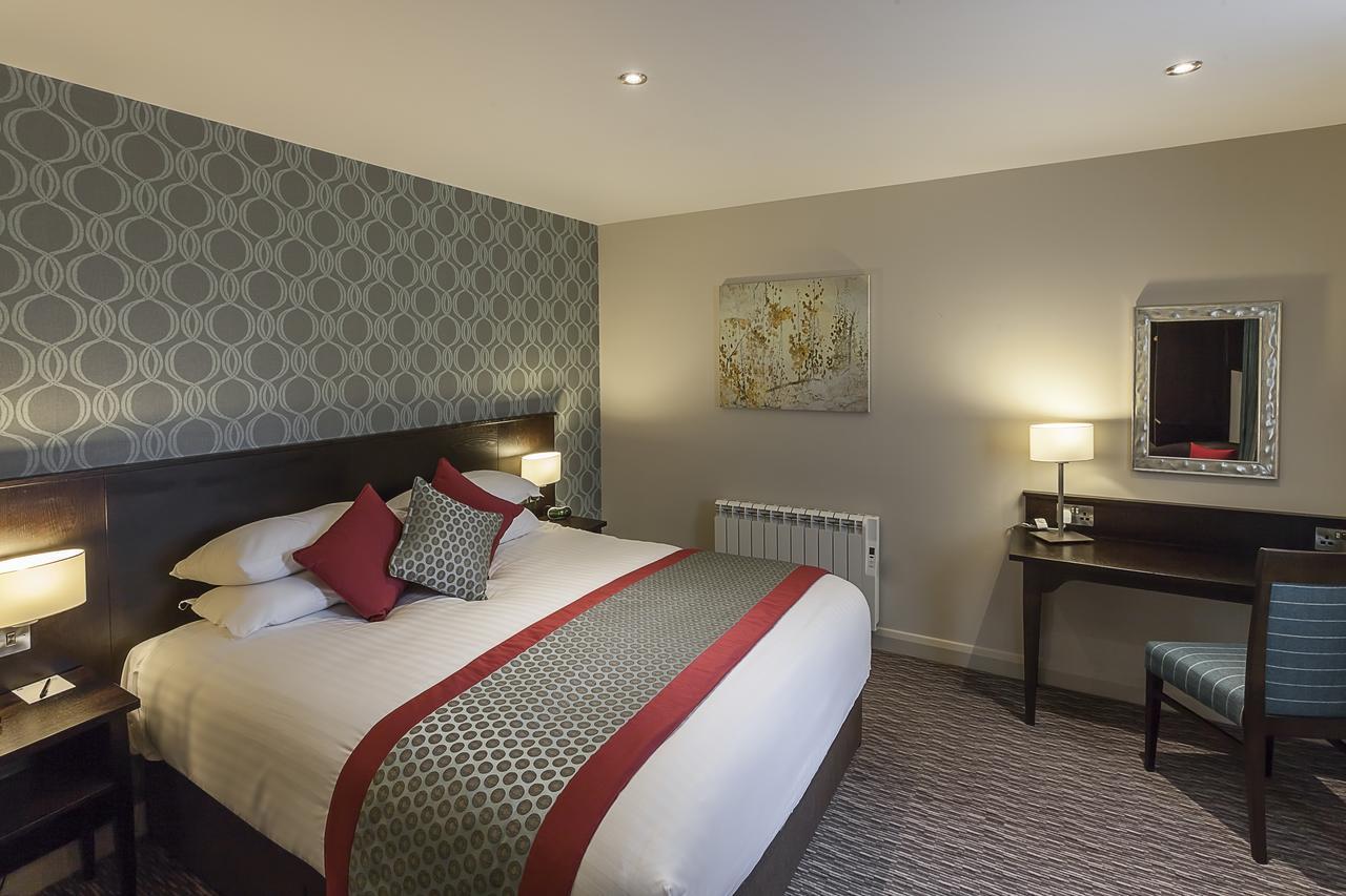 Best Western Plus Pinewood Manchester Airport-Wilmslow Hotel Exterior foto