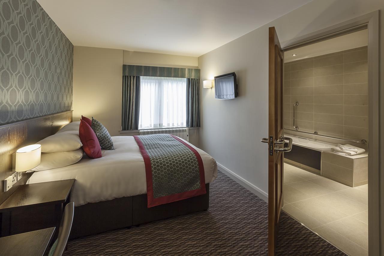 Best Western Plus Pinewood Manchester Airport-Wilmslow Hotel Exterior foto
